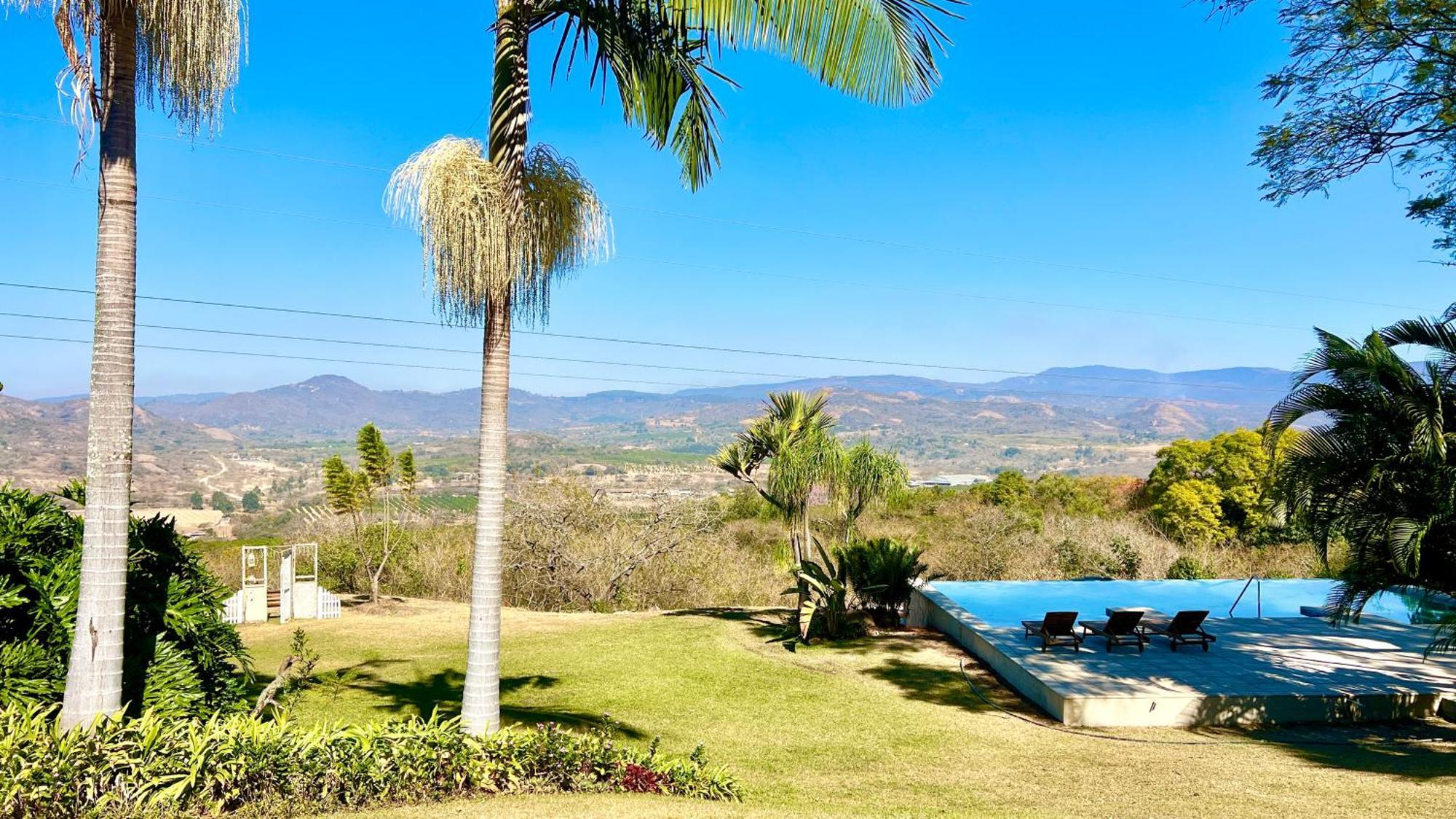 Loerieroep Estate - Mountainview Selfcatering Accommodation Nelspruit Mbombela Ngoại thất bức ảnh