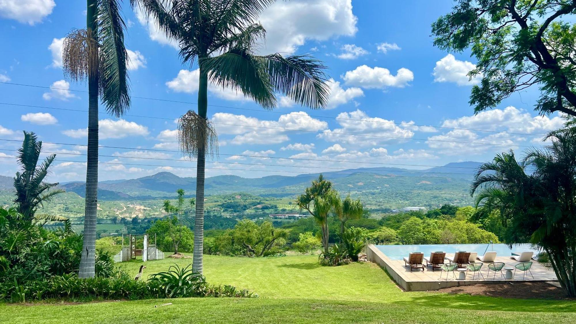 Loerieroep Estate - Mountainview Selfcatering Accommodation Nelspruit Mbombela Ngoại thất bức ảnh
